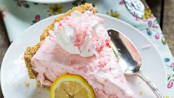 No-Bake Pink Lemonade Icebox Pie Squares — Refreshing Dessert with Pink Lemonade Flavor
