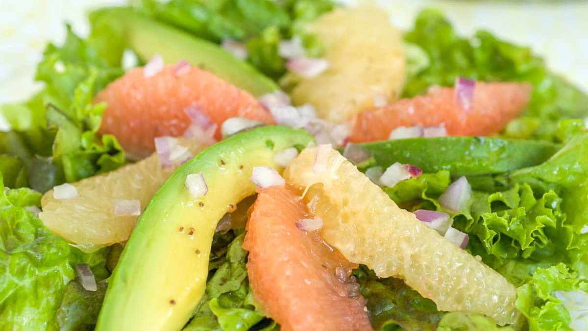 Citrus‑Kissed Avocado Grapefruit Salad with Creamy Onion Dressing