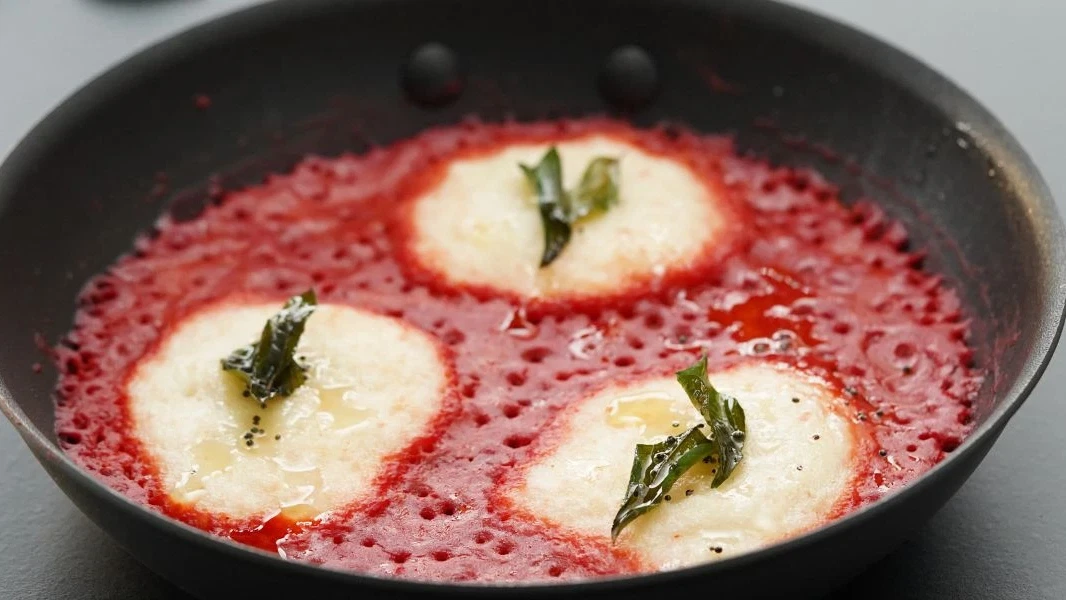 Image of Beetroot Idli Shakshuka
