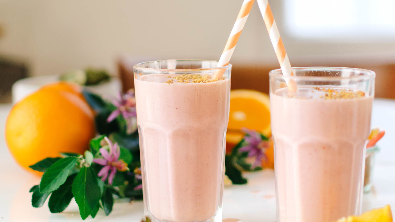 Strawberry Orange Blossom Creamsicle Smoothie – Creamy Straw-Orange Frozen Drink
