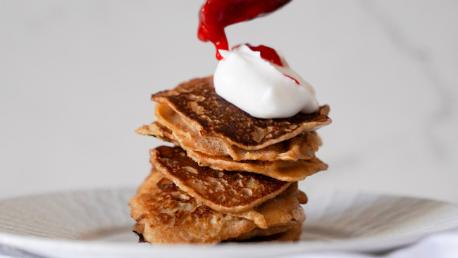 Apple Pikelets with a Strawberry Compote