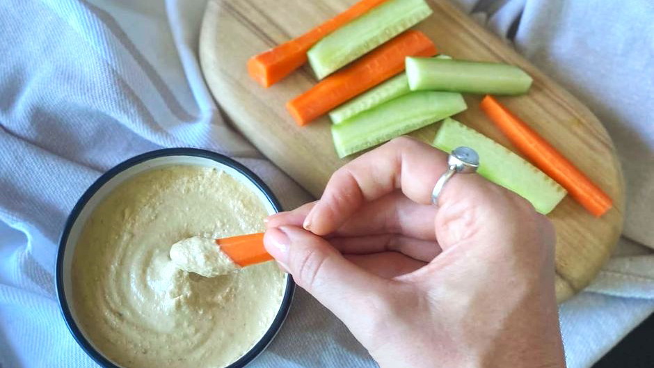 Creamy spiced hummus