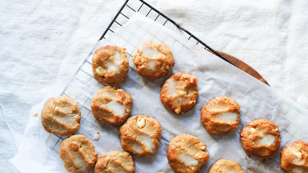 Macadamia and White Chocolate Flourless Cookies