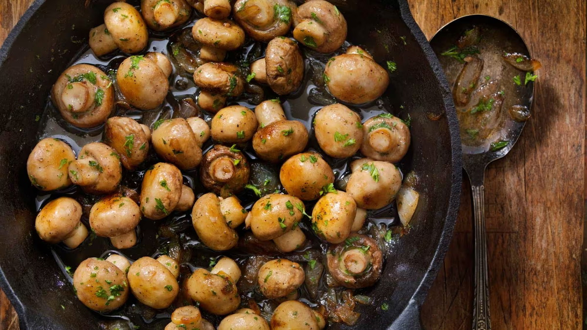 🍄 Champignons à l’ail & au persil (poêle rapide) 🧄🌿