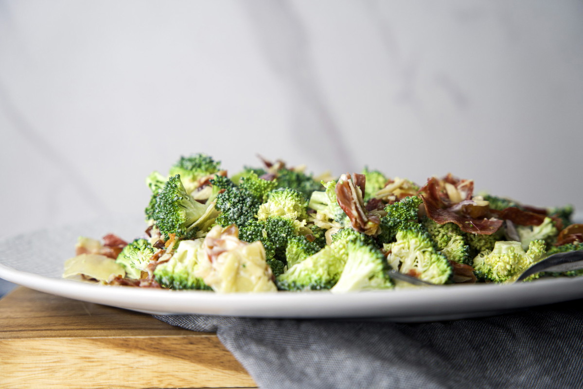 Broccoli and Crispy Prosciutto Salad