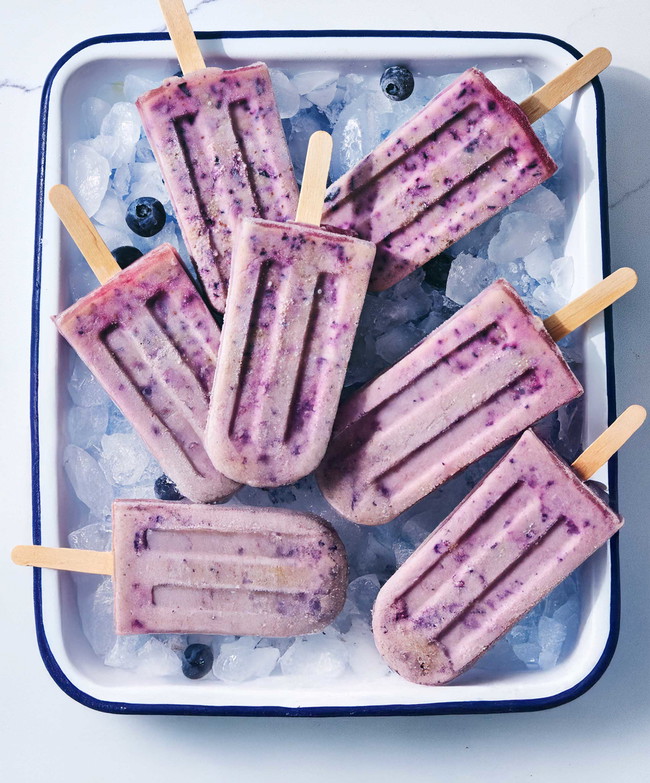 Image of 2-Ingredient Creamy Berry Popsicles