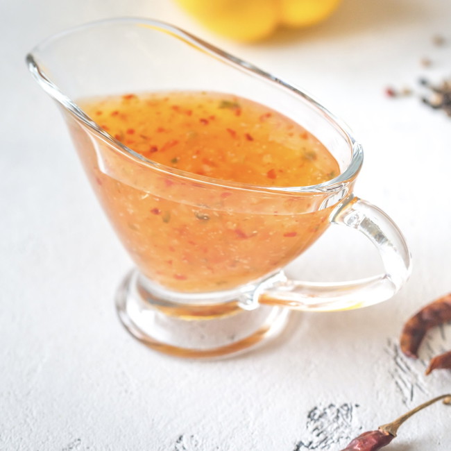 Image of sweet & spicy mango garlic sauce