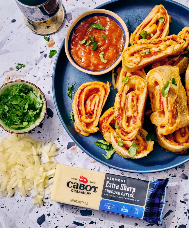 Image of Spicy Pepperoni and Capicola Stromboli Recipe