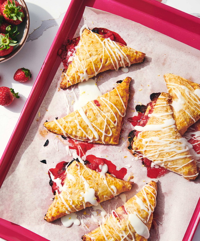 Image of Strawberry Hand Pies with Cheddar Crust