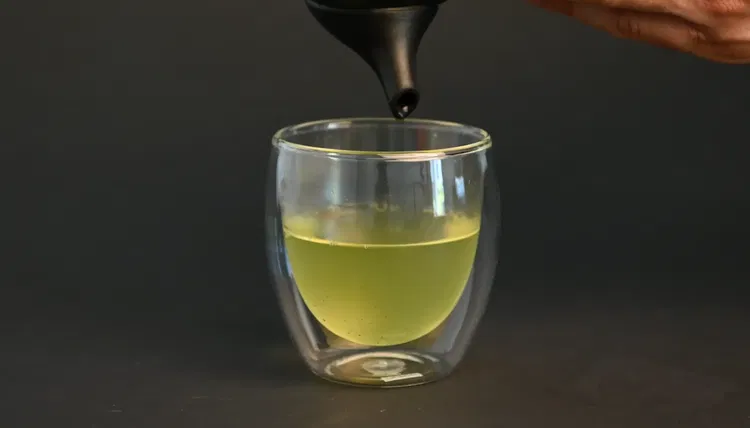 Image of Pour into cups in rotation (1-2-3, then 3-2-1) so each...