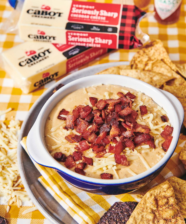 Image of Warm Cheddar, Ale and Bacon Dip