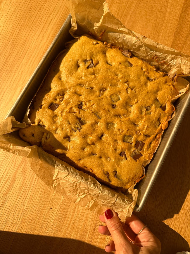 Image of Pumpkin Chocolate Chip Everyday Cake