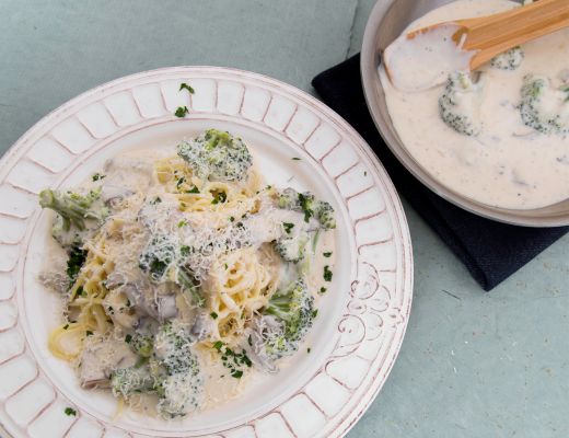 Image of Mushroom and Broccoli Pasta Alfredo
