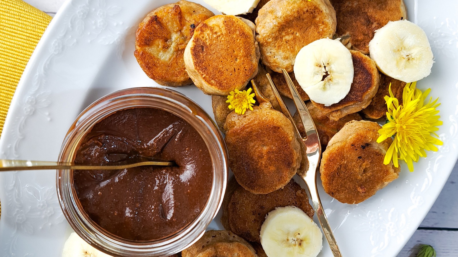 Image of Gefüllte Bananen-Pancakes