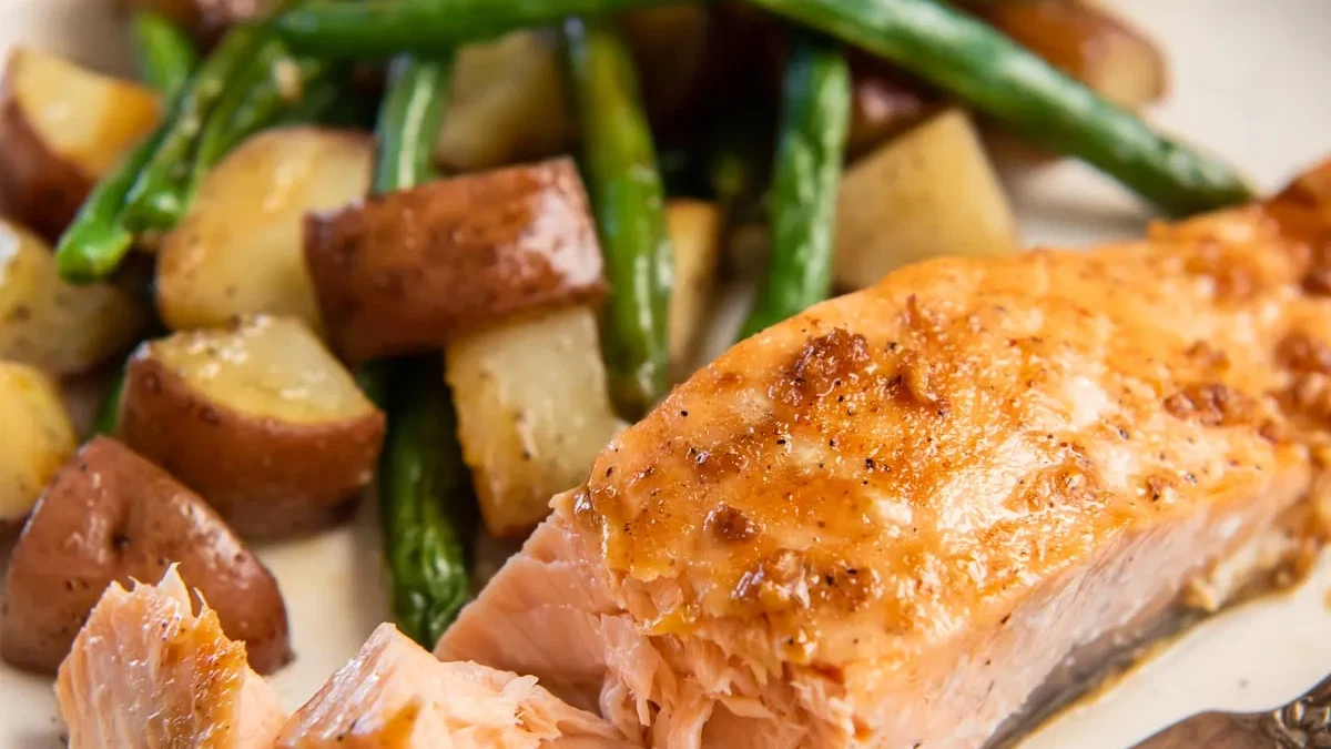 Image of Honey Garlic Salmon & Veggies
