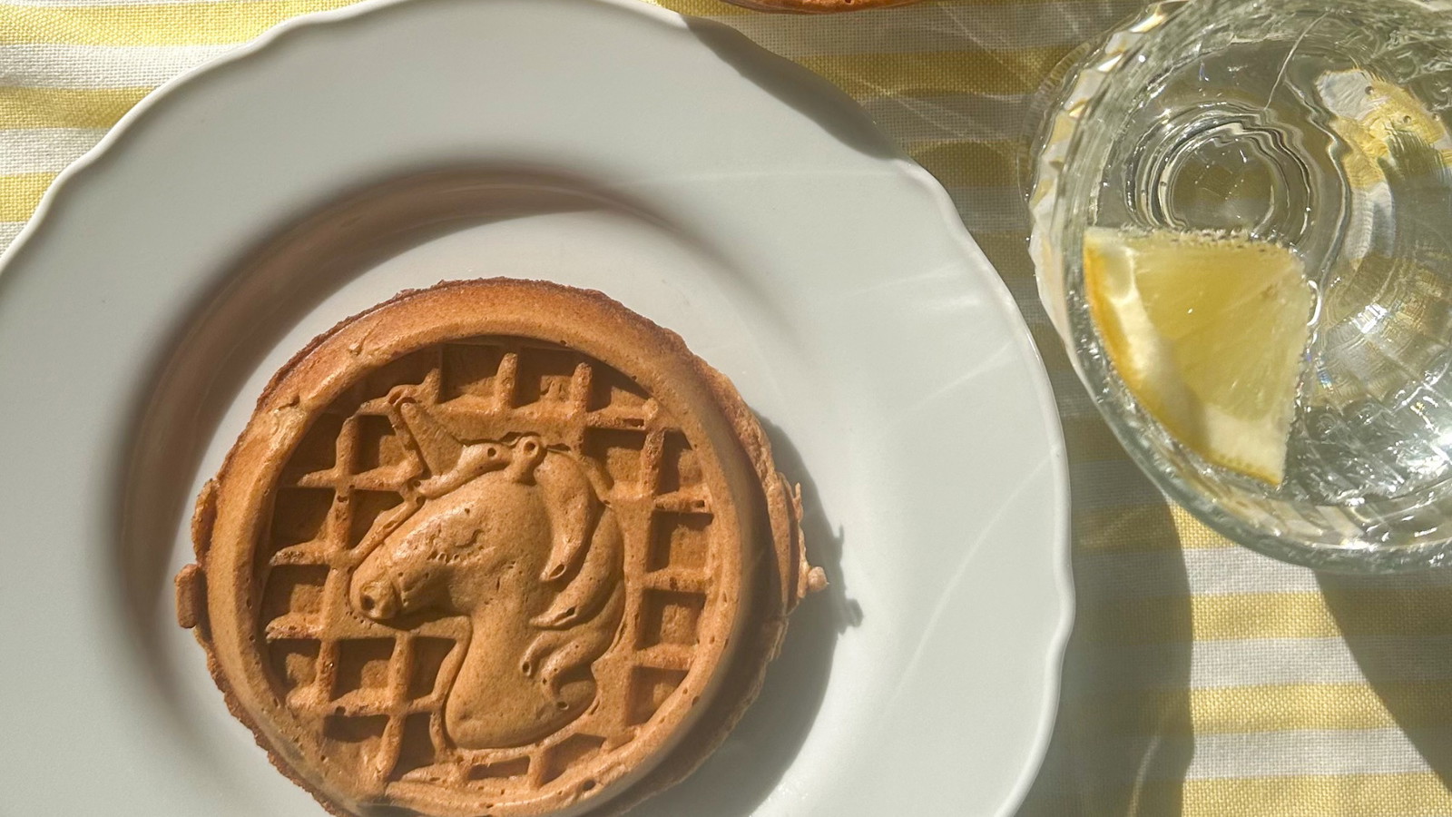 Image of Vollwertige Zitronen-Waffeln