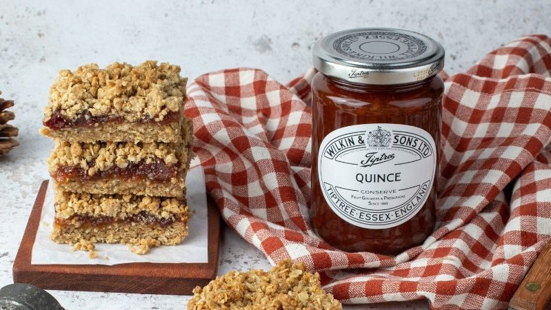 Image of Spiced Autumn Quince Crumble Bars