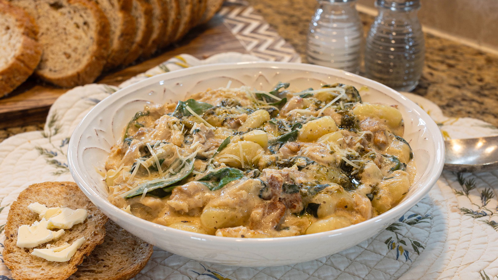 Image of Chicken and Gnocchi Pesto Soup