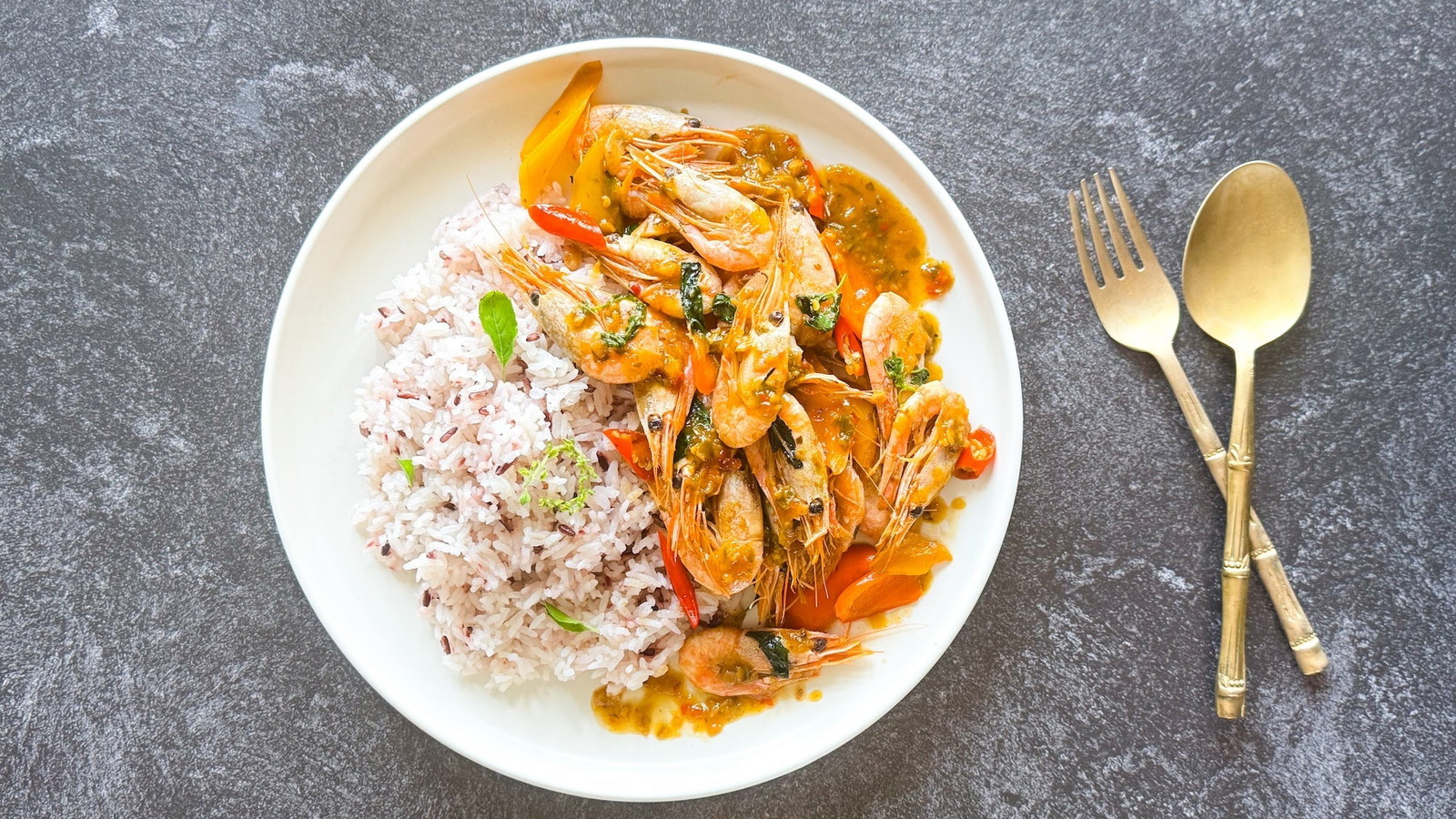 Shrimp Holy Basil Garlic with Rice