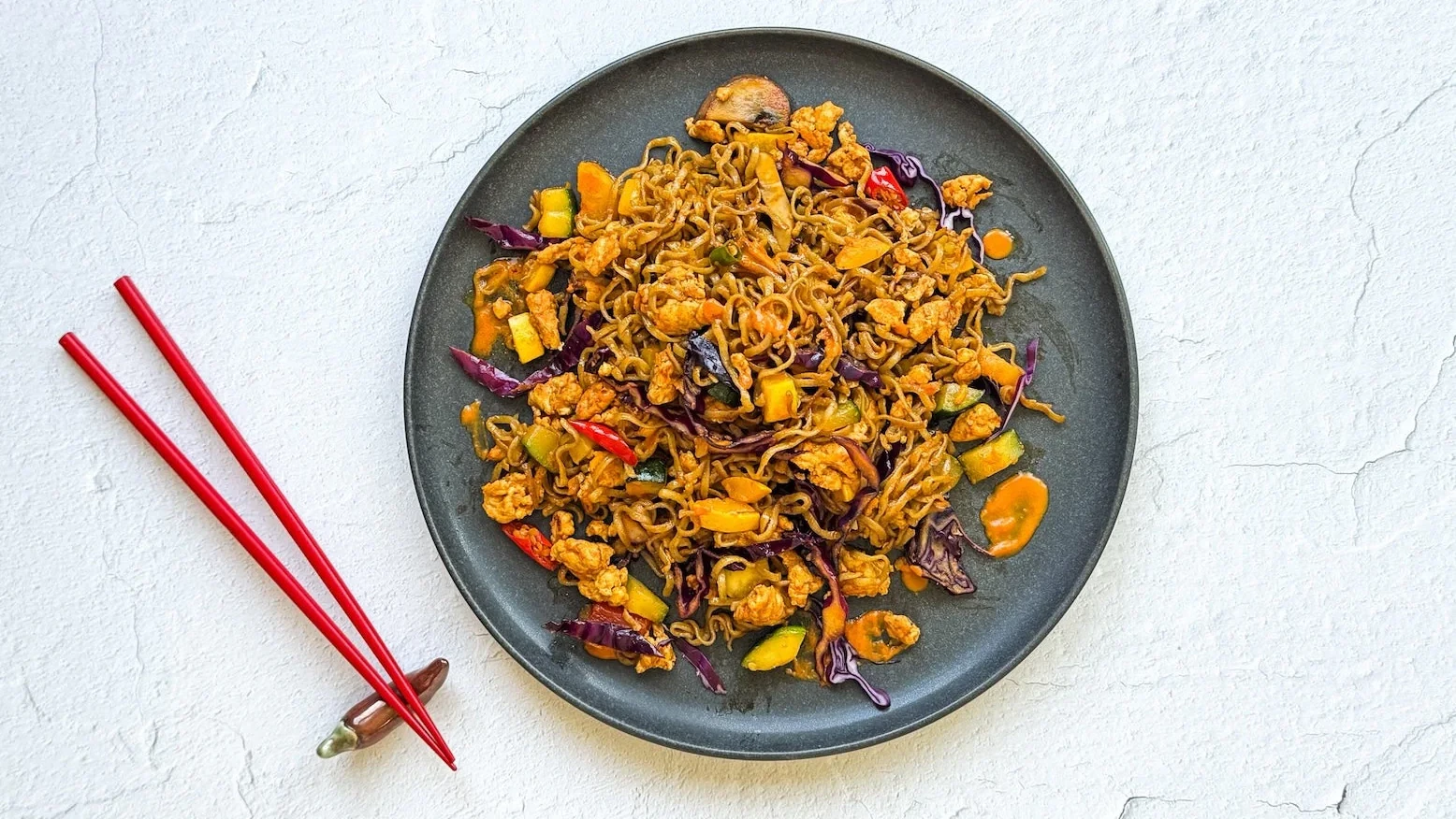 Stir-Fry Noodles with Red Curry