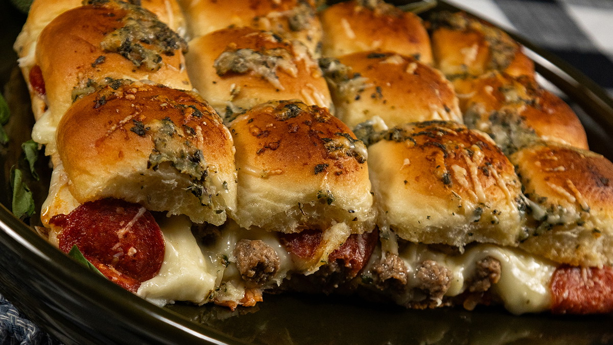The Perfect Servable Pizza Sliders