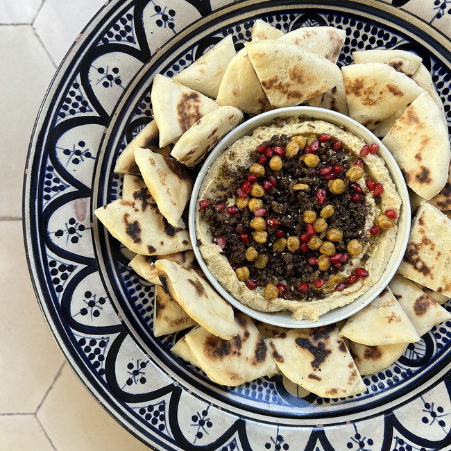 Image of Kawakawa & Feijoa Za’atar Lamb with Hummus & Flatbreads