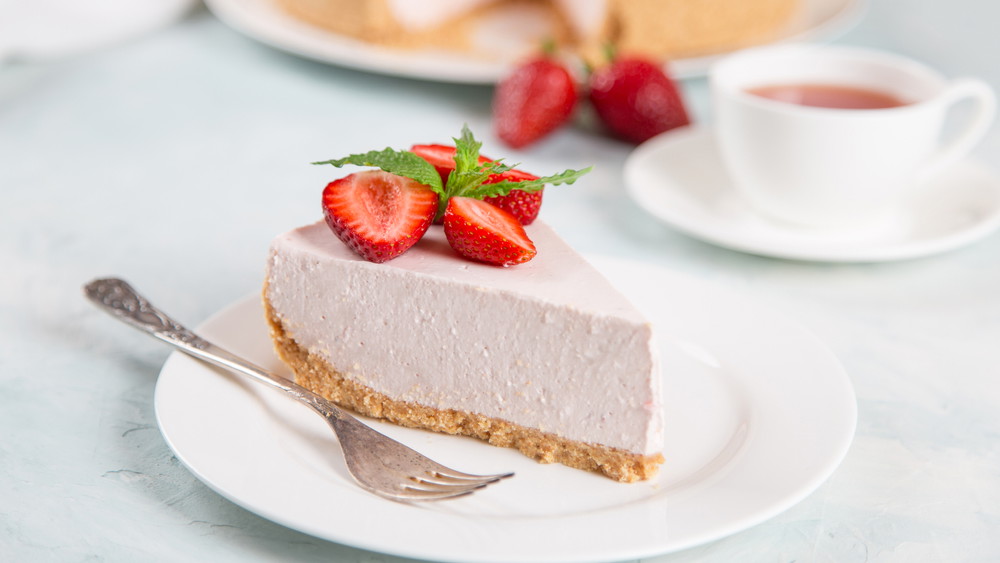 Image of No-Bake Strawberry Cream Cheese Pie