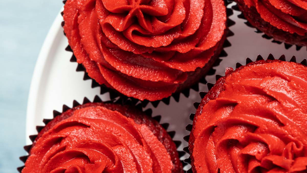 Kid-Safe Red Frosting with Natural Food Coloring