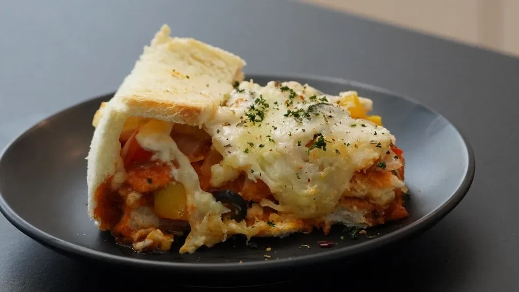 Image of Loaded Bread Pizza