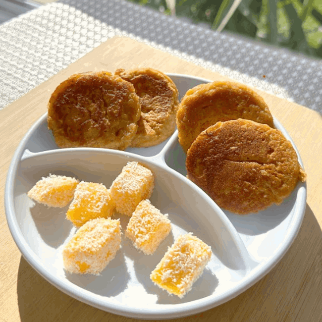 Image of Mango Mini Pancakes