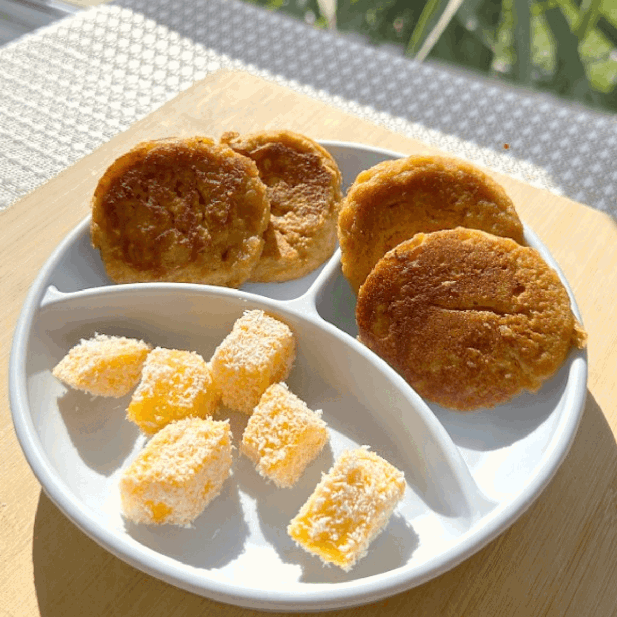 Mango Mini Pancakes