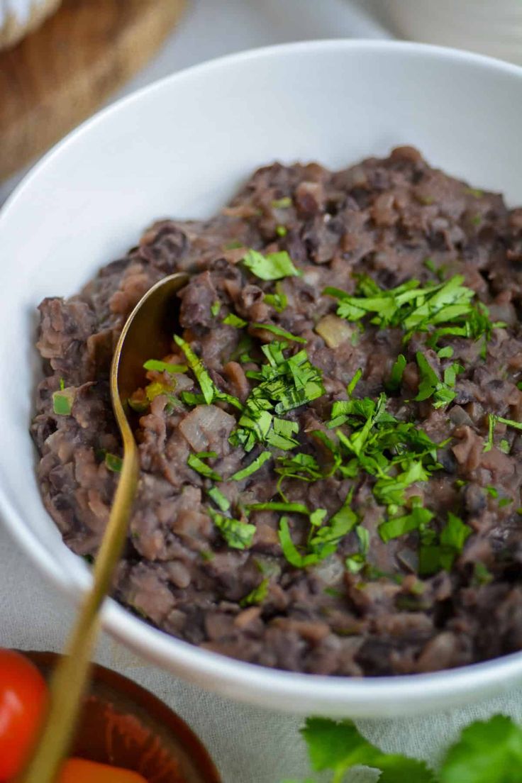 Refried Beans (Frijoles Refritos)