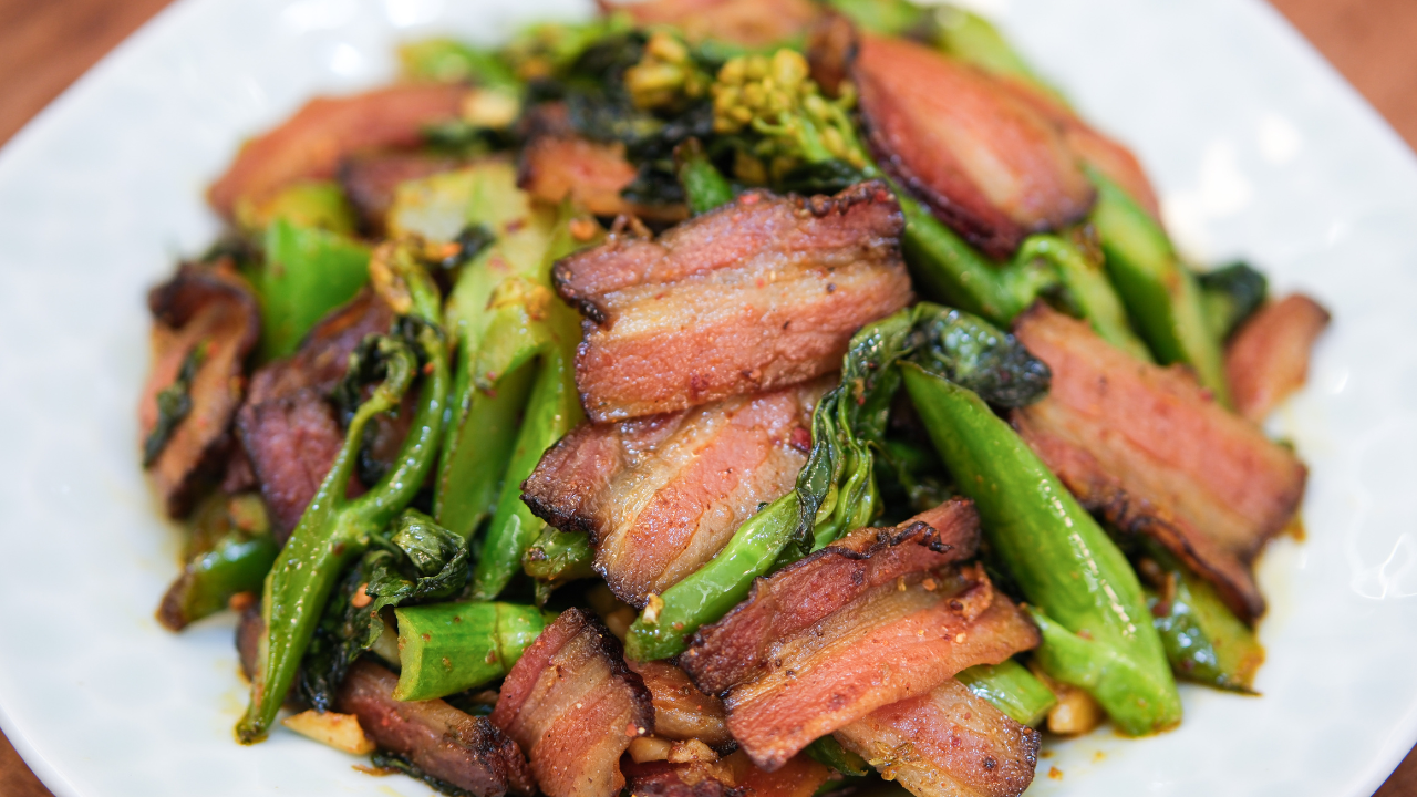 Image of Stir Fry Chinese Broccoli with Cured Meat (芥蓝炒腊肉)