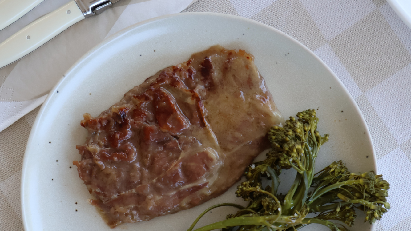Image of Veal Saltimbocca with Steamed Broccolini