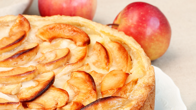 Image of Cast Iron Apple Harvest Cake with Vanilla Cream Sauce
