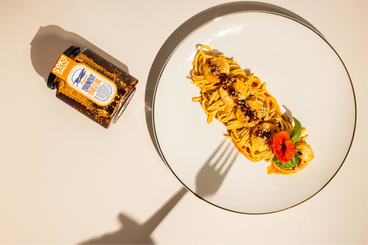 Spicy Garlic Prawn Linguine