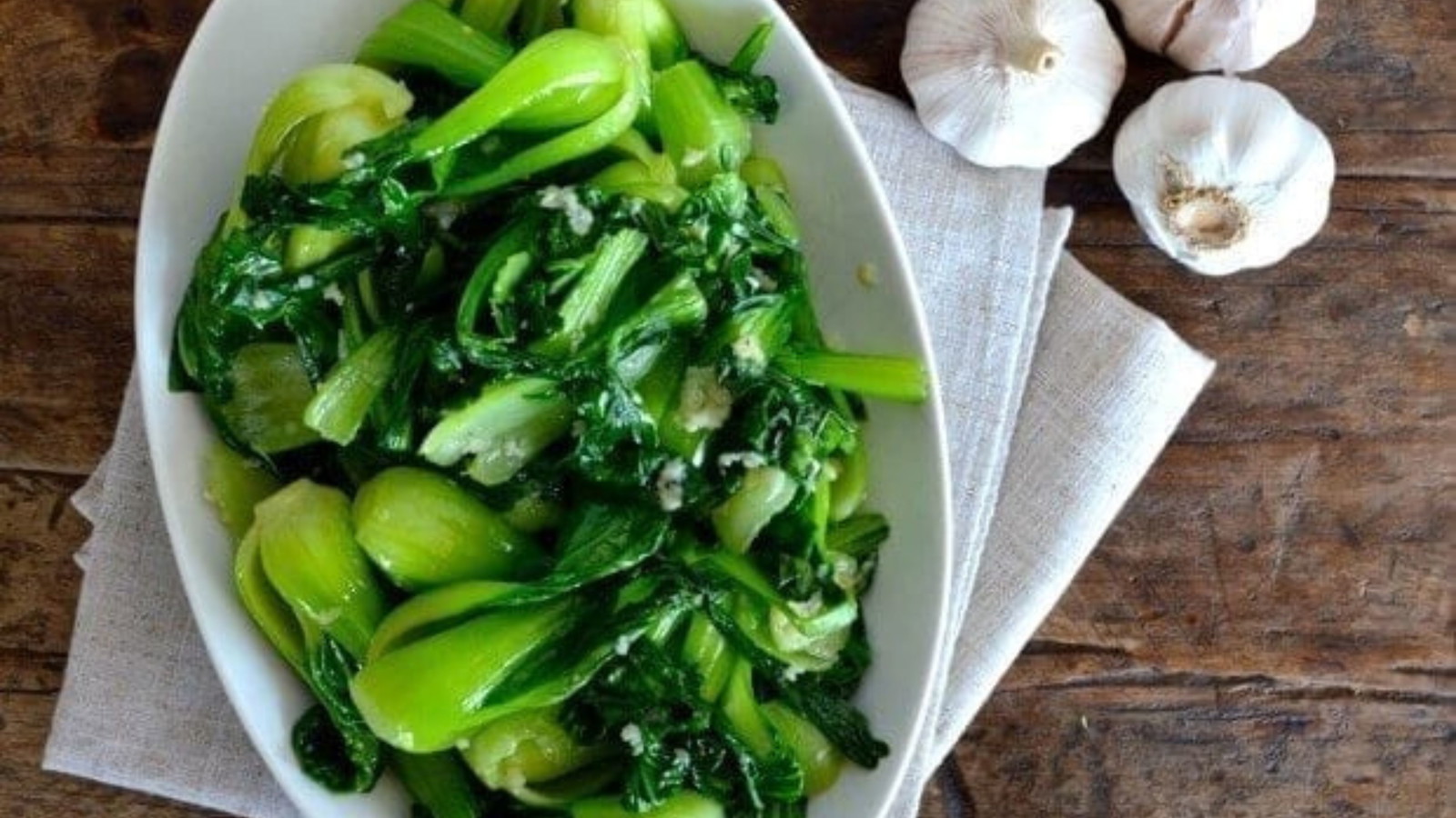 Image of Chou chinois sauté à l’ail et au gingembre