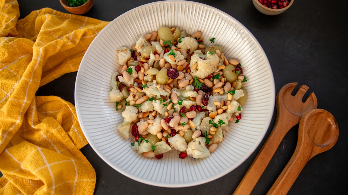Roasted Cauliflower and Grape Salad