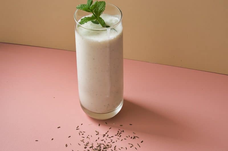 Hartige lassi met komijn