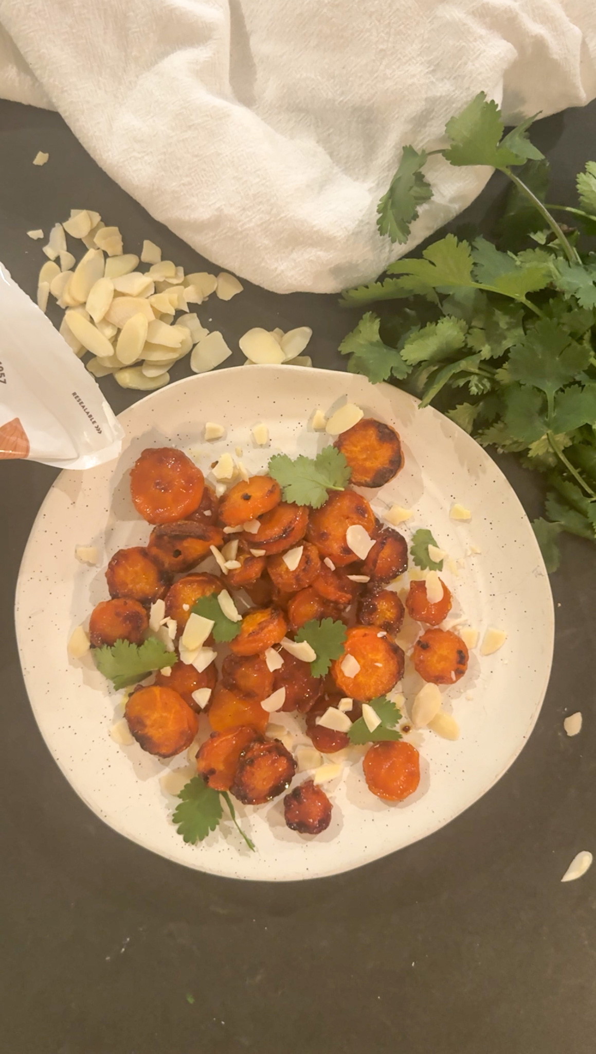 Honey Baked Carrots with Flaky Almonds – Delicious Christmas Side Dish