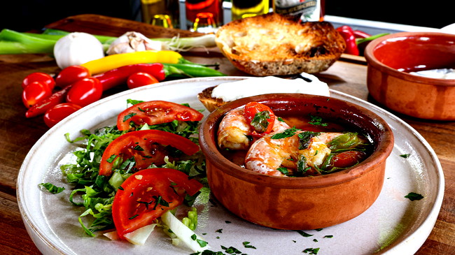 Image of Argentinische Rotgarnelen aus dem Tontopf