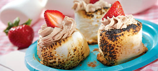 Marshmallow Treats with Cinnamon Whipped Cream