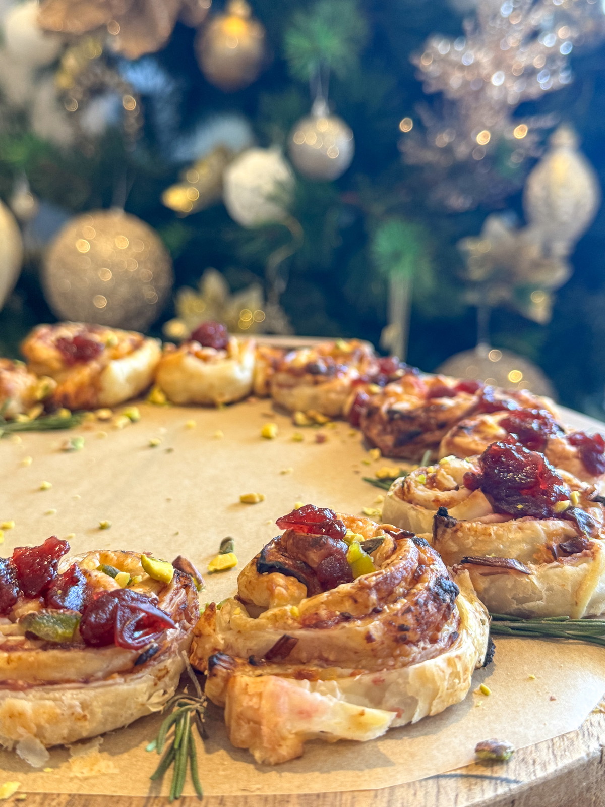 Brie & Cranberry Pinwheels Recipe for Christmas 