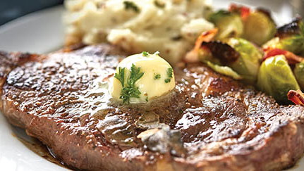 Sous Vide Garlic Steak