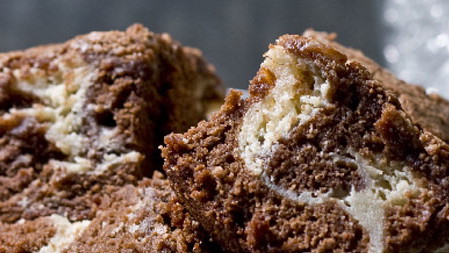 Vanilla Brownie Cake