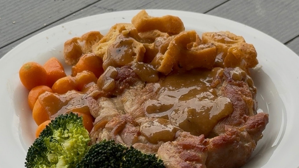 Image of Chicken Chop with You Tiao Chips