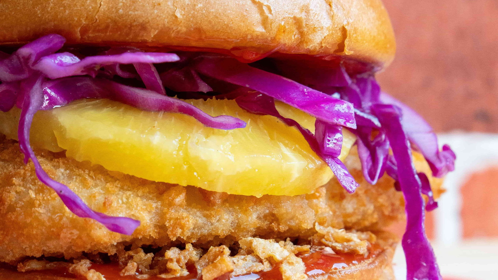 Image of Sweet 'n' Sour Fish Burger da Singapore