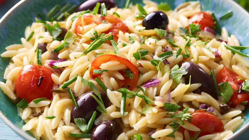 Image of Kruidige Mediterrane Orzo Salade