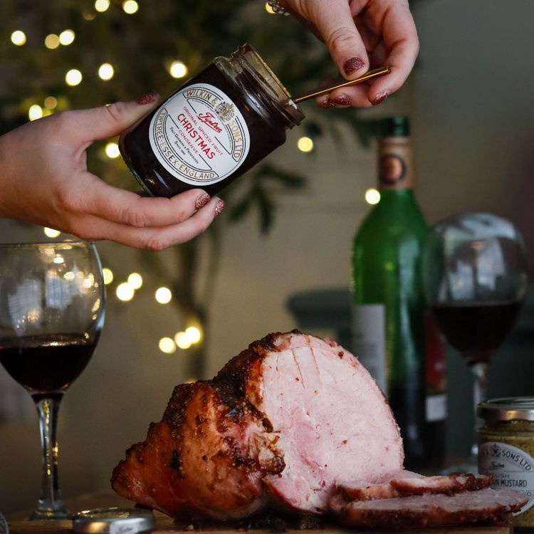 Image of Rest for 10 minutes before
slicing. Serve warm or cold.