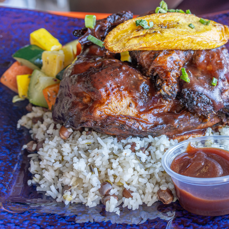  Jerk Spiesjes met Ananas Salsa